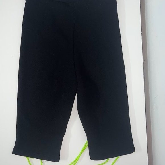 Biker shorts with laces - Picture 2 of 2